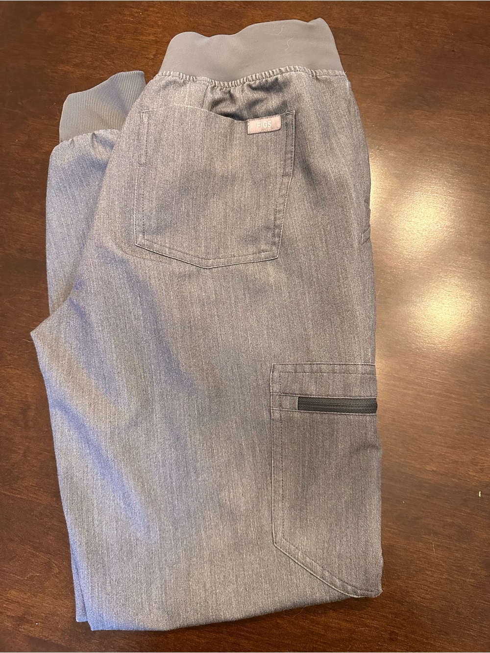 Figs Men's Gray Utility Jogger with Zipper Pocket